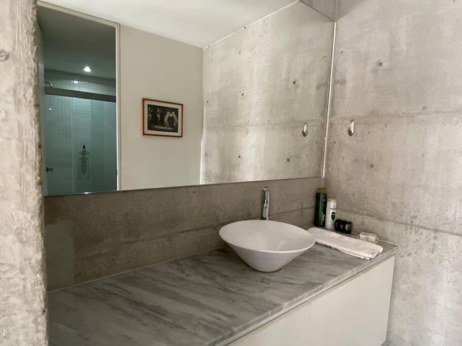 Super Cool & Comfortable In The Heart Of Condesa. Apartment *