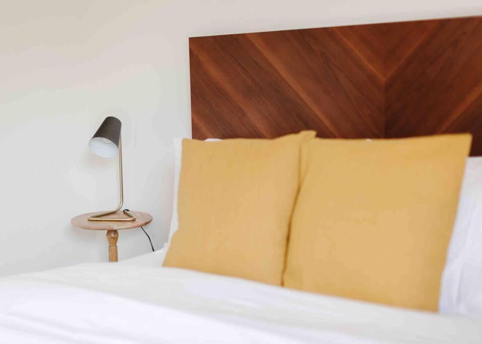 Apartment Mrw Gorgeous Park View 2br Balcony 701