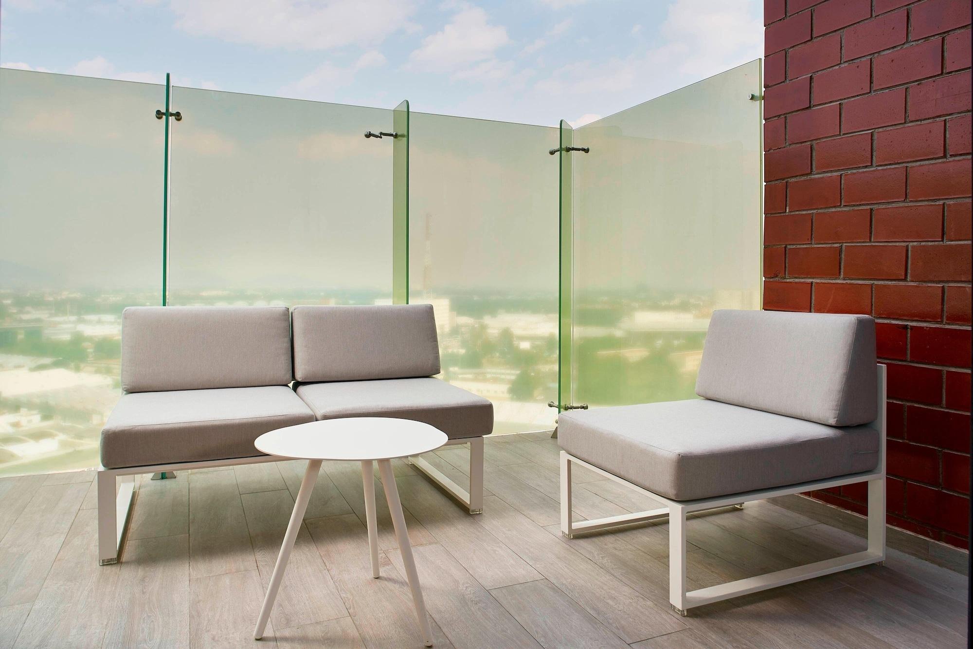 Courtyard By Marriott Toreo Hotel Mexico City