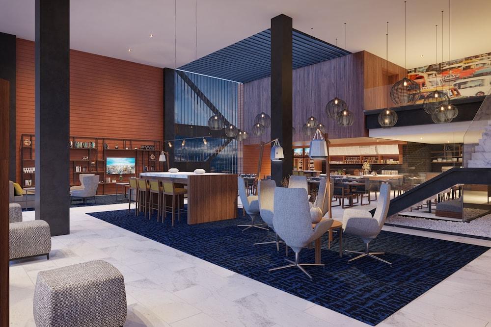 Courtyard By Marriott Toreo Hotel 4*