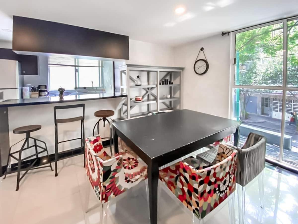 Dpto 101 /three /located Reforma, Juarez , Museo De Cera Apartment