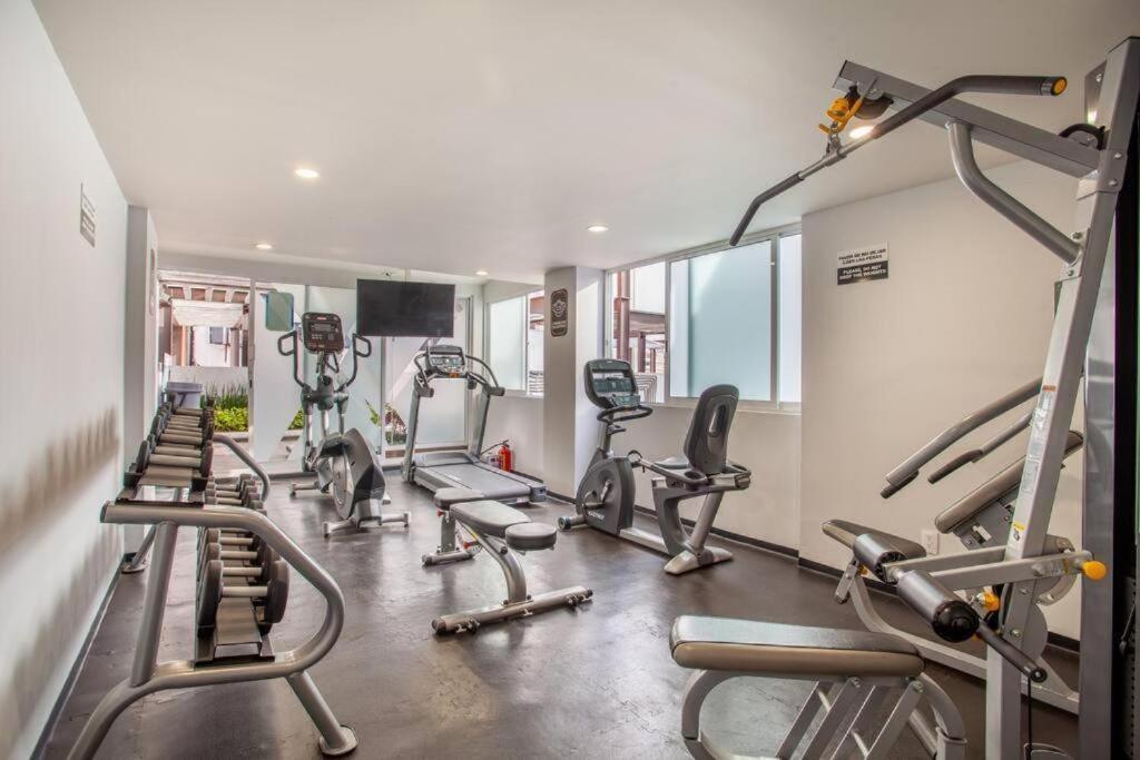 Corazon De Condesa 3 Departamentos - 200mbps Wifi, Roof, Gym Apartahotel *