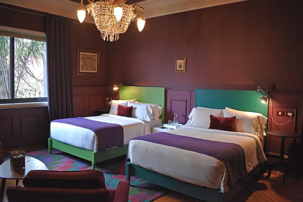 Hotel Pug Seal Polanco Anatole France Mexico City
