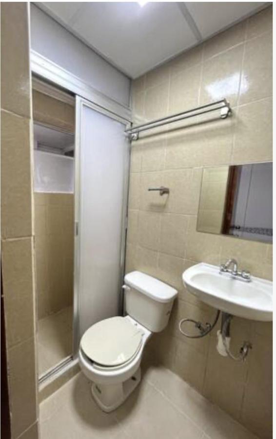 Economica Y Pequena Con Bano Privado Cerca Del Centro Historico Mexico City