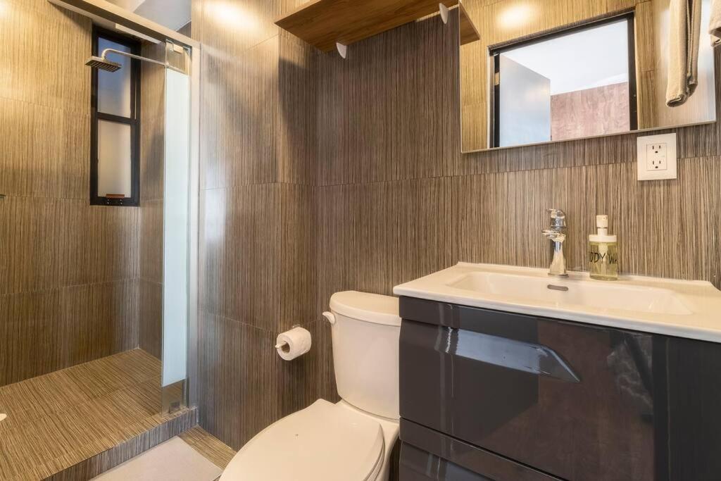 Holiday home 401 Location 3bdrm 2bath With Ac Rooftop *