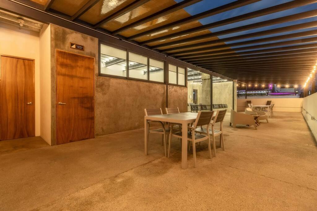 L301 1bdrm 1bath Fits 6 Ac Rooftop Views Mexico City