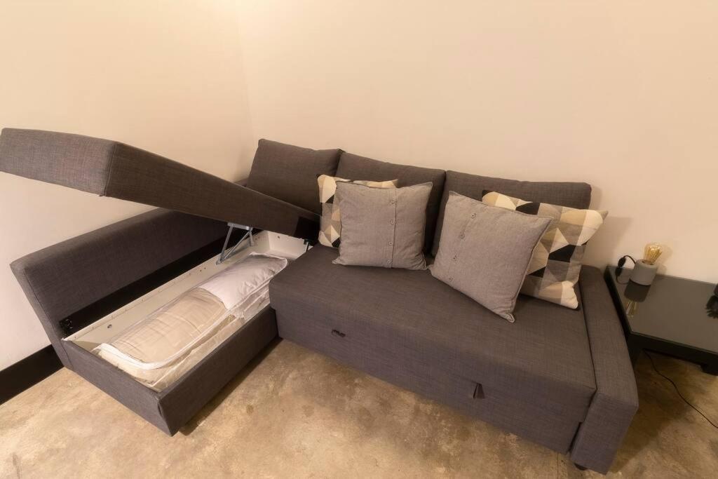 L301 1bdrm 1bath Fits 6 Ac Rooftop Views
