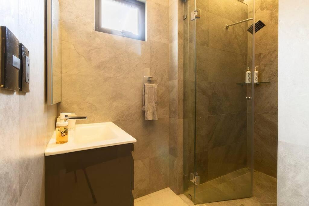 1ph Hidden Gem In Centro Fits 10 Private Terrace