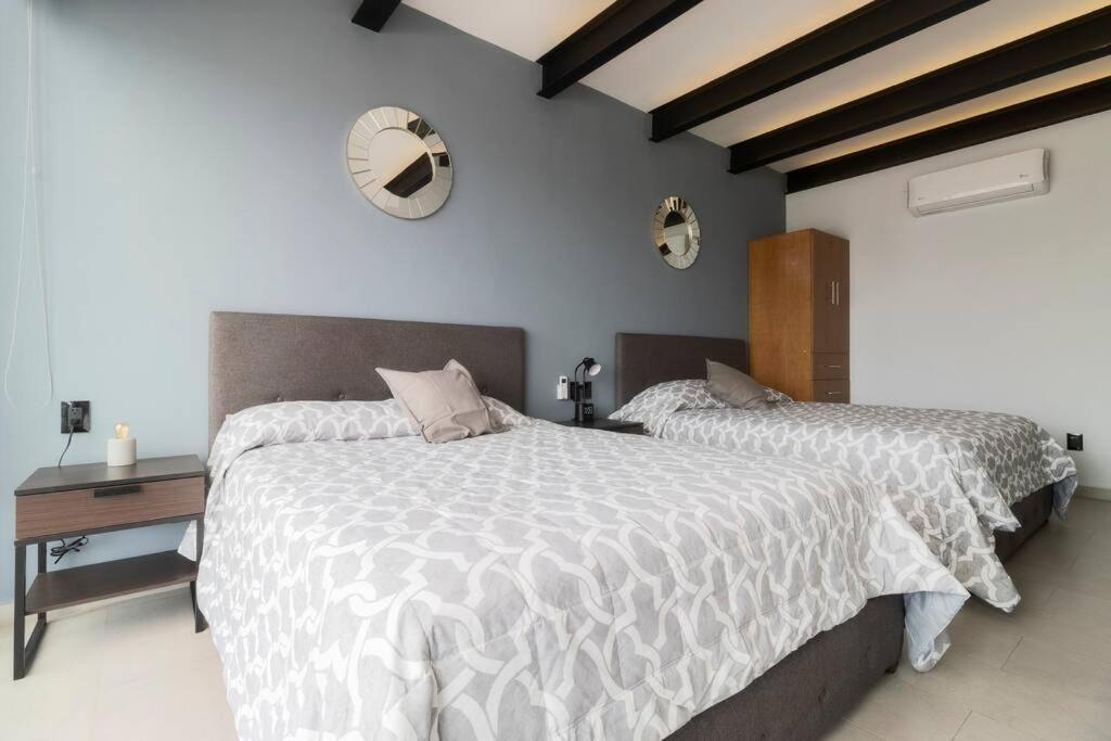 1ph Hidden Gem In Centro Fits 10 Private Terrace Holiday home Mexico City