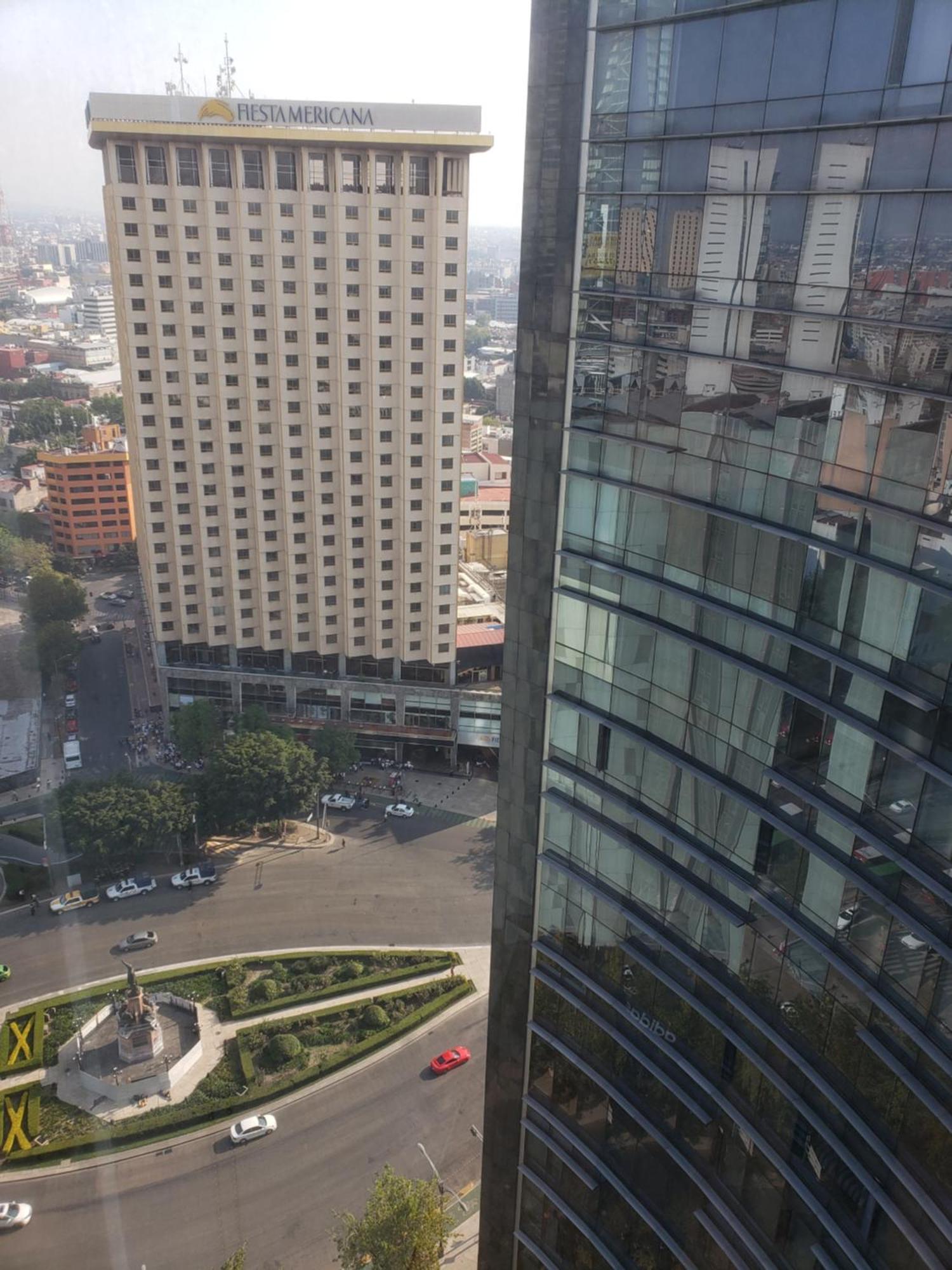 Luxury Reforma 77