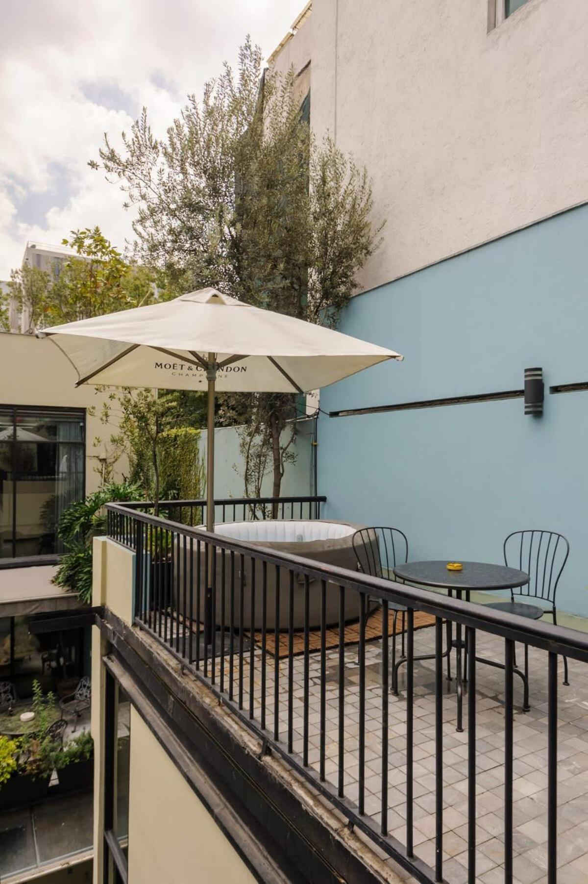 Amazing 4br House In Condesa *