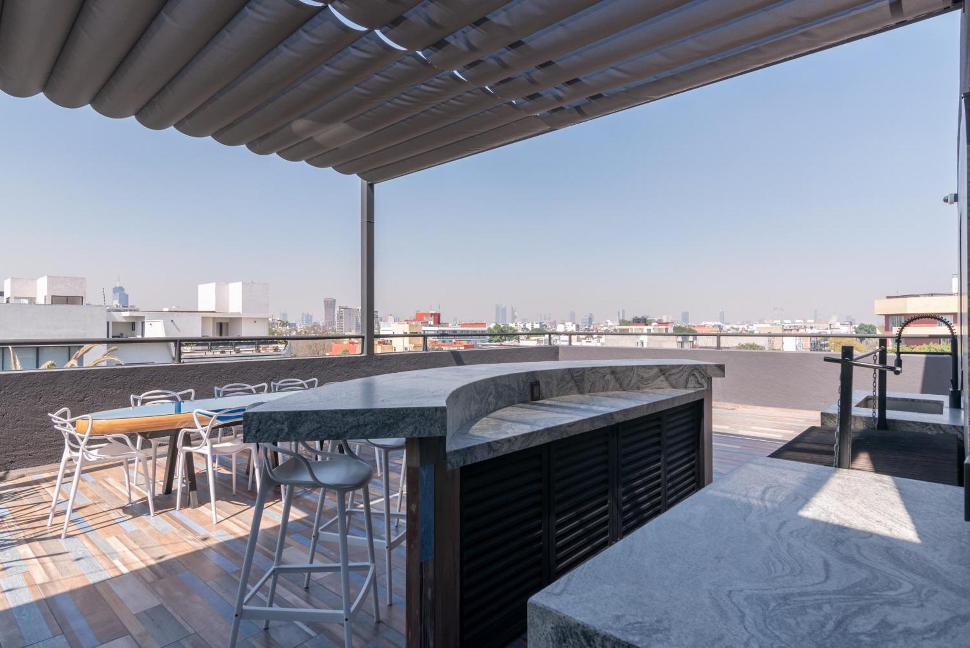 Be Local Aparthotel 4*