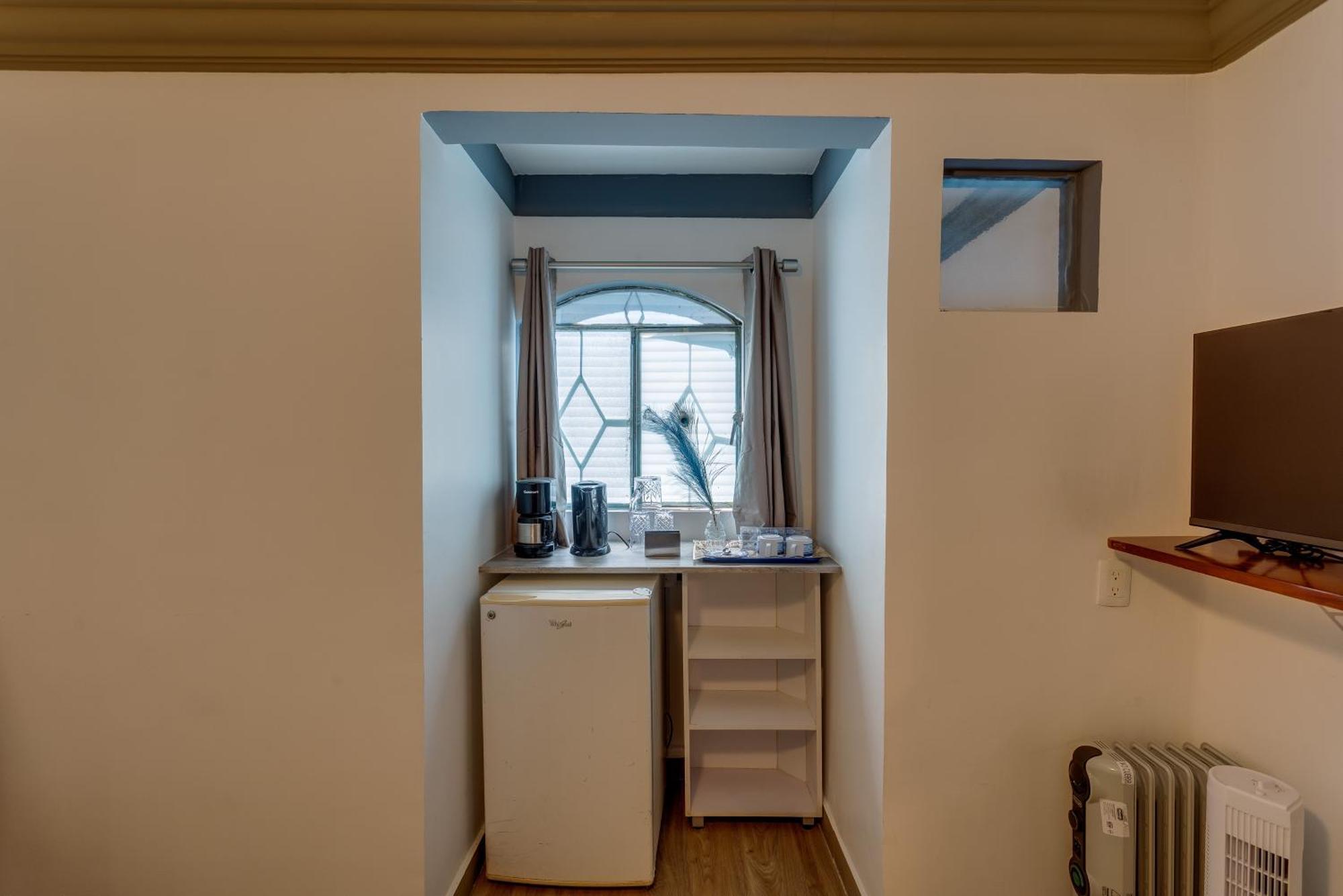 Casa Amatlan Ciento Dos Guest house Mexico City