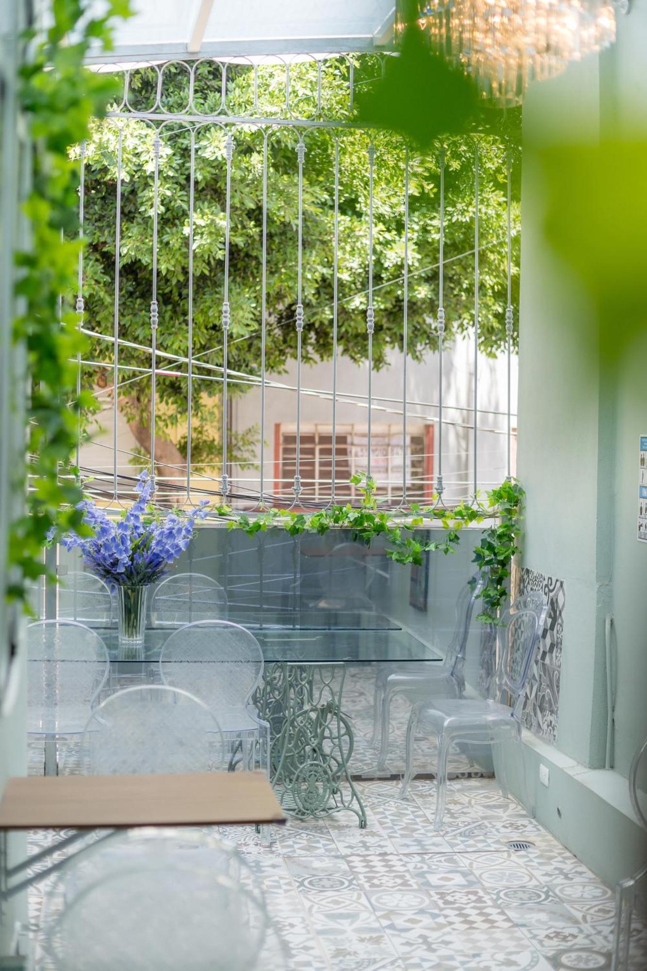 Casa Amatlan Ciento Dos Guest house