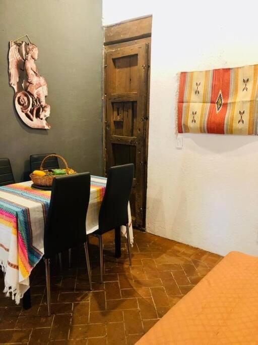 Tizapan 2 Beautiful With Patio 1be/1ba Mexico City