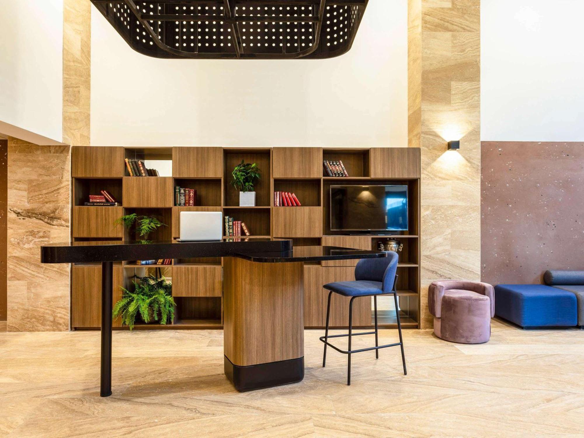 Novotel Centro Historico Hotel