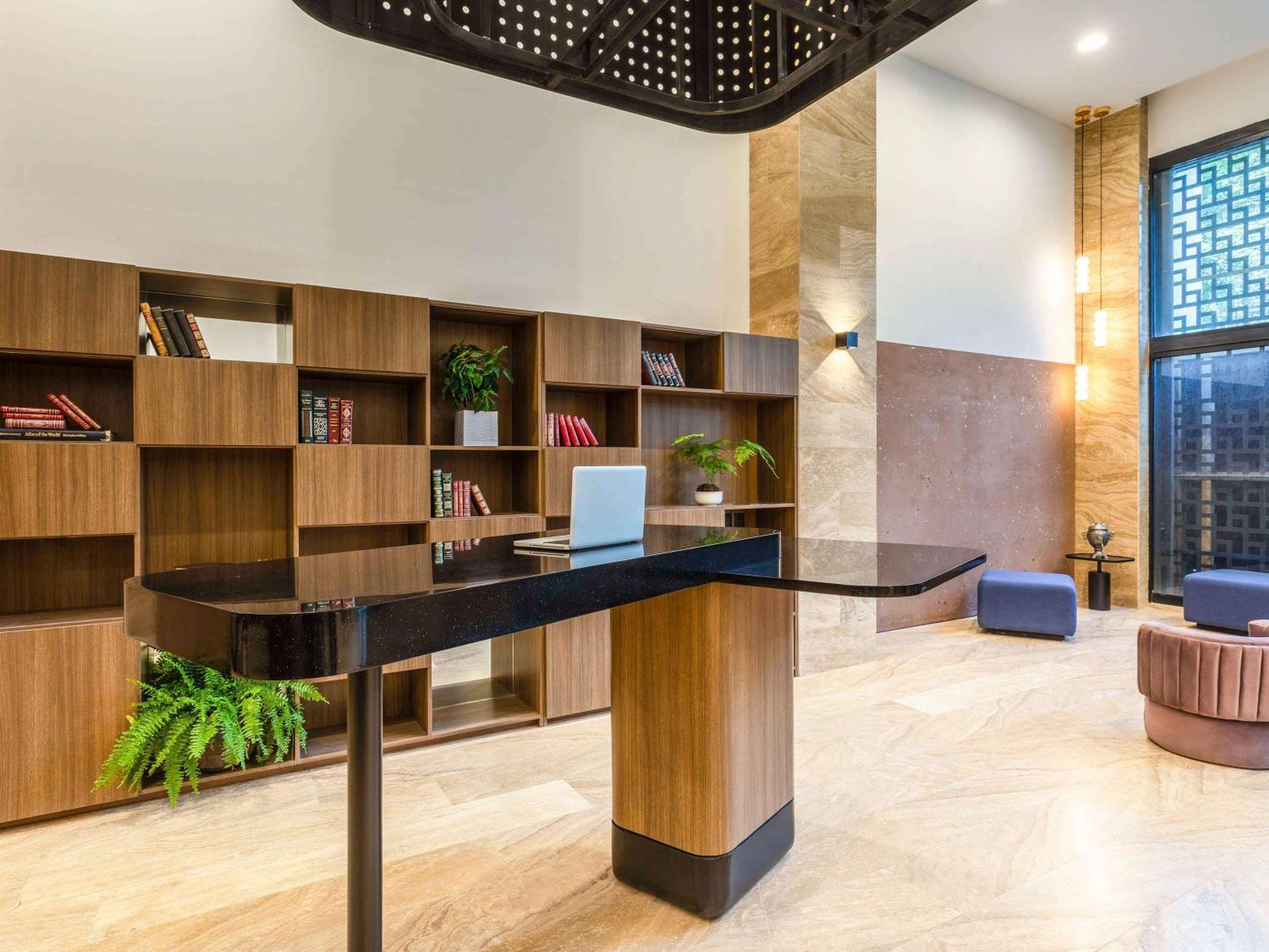 Novotel Centro Historico 4*