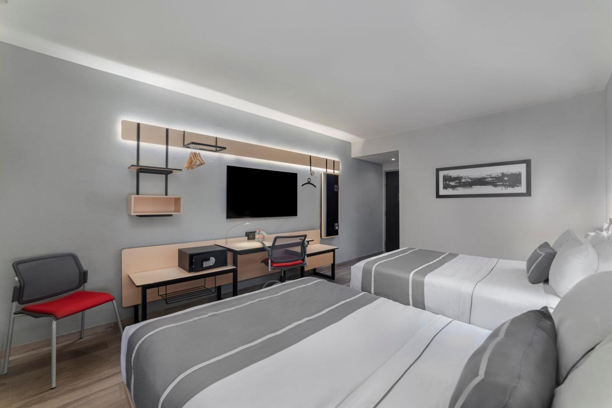 Express By Marriott Ciudad De Insurgentes Sur Hotel