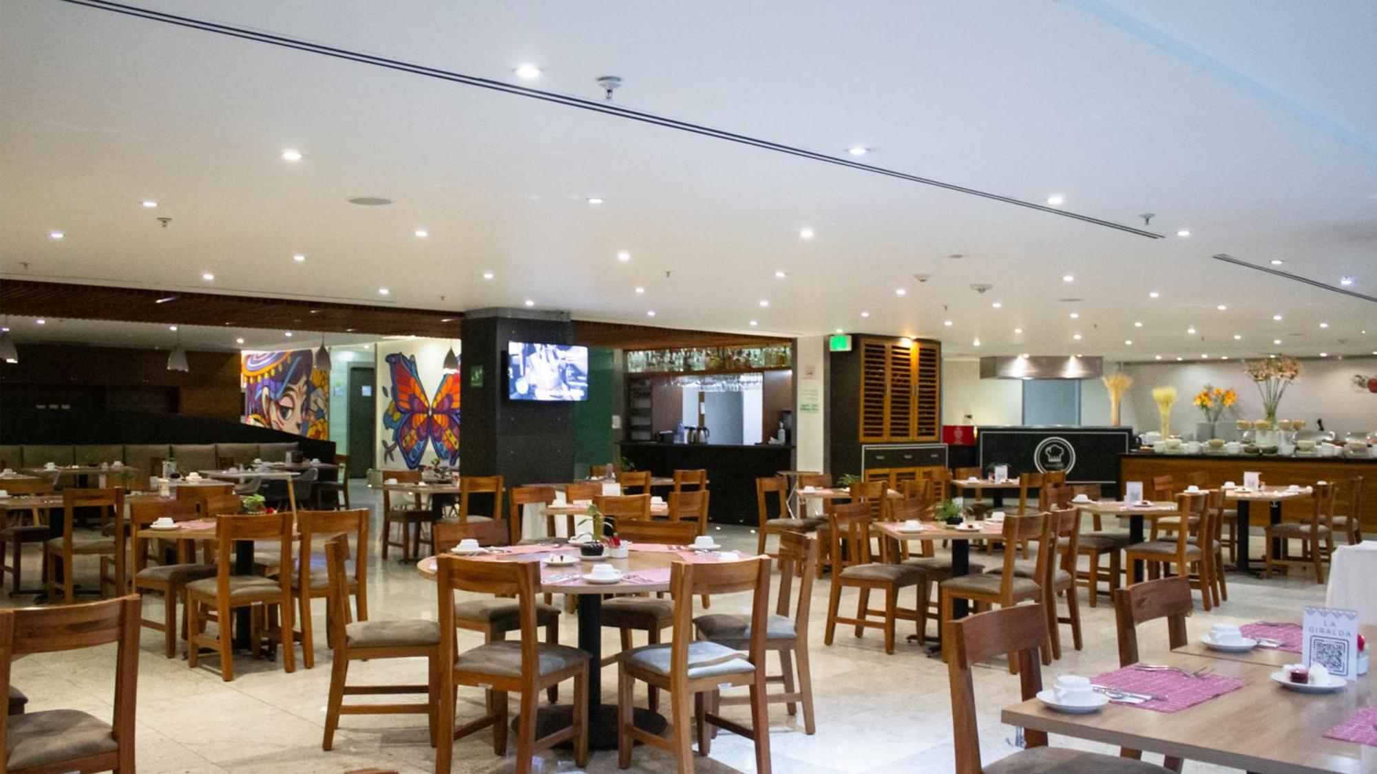 Holiday Buenavista By Ihg Hotel 4*