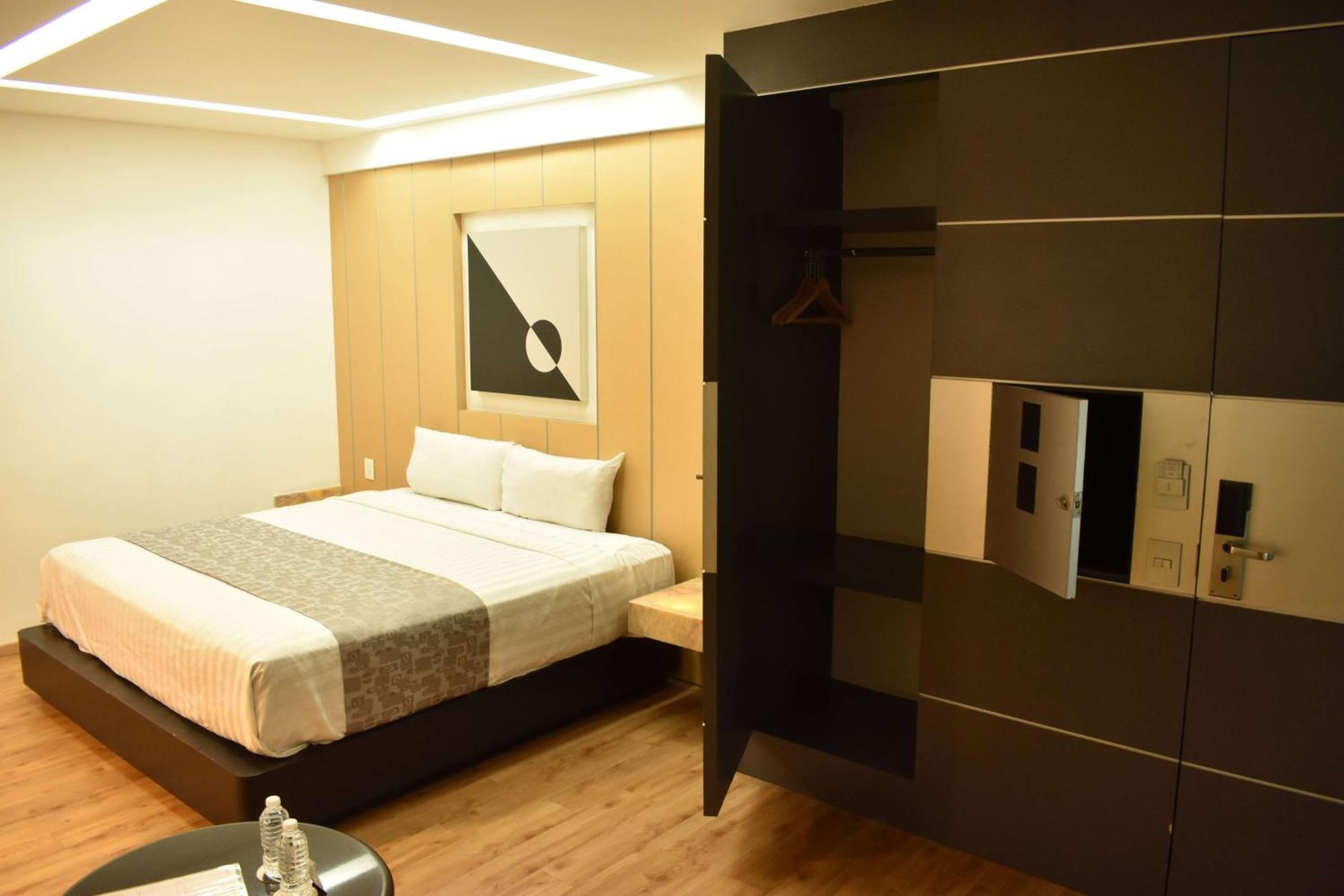 Hotel Ramada By Wyndham Santa Fe