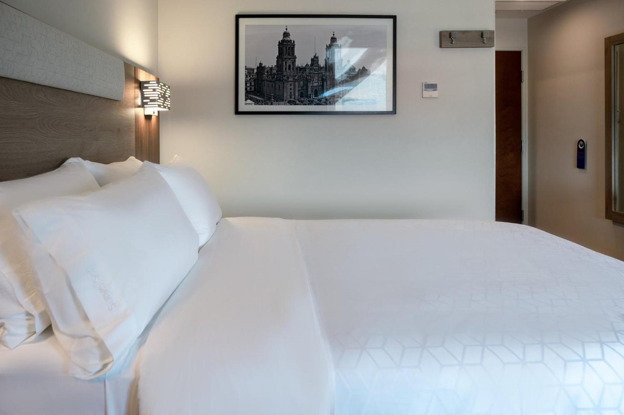 Express Satelite By Ihg Hotel