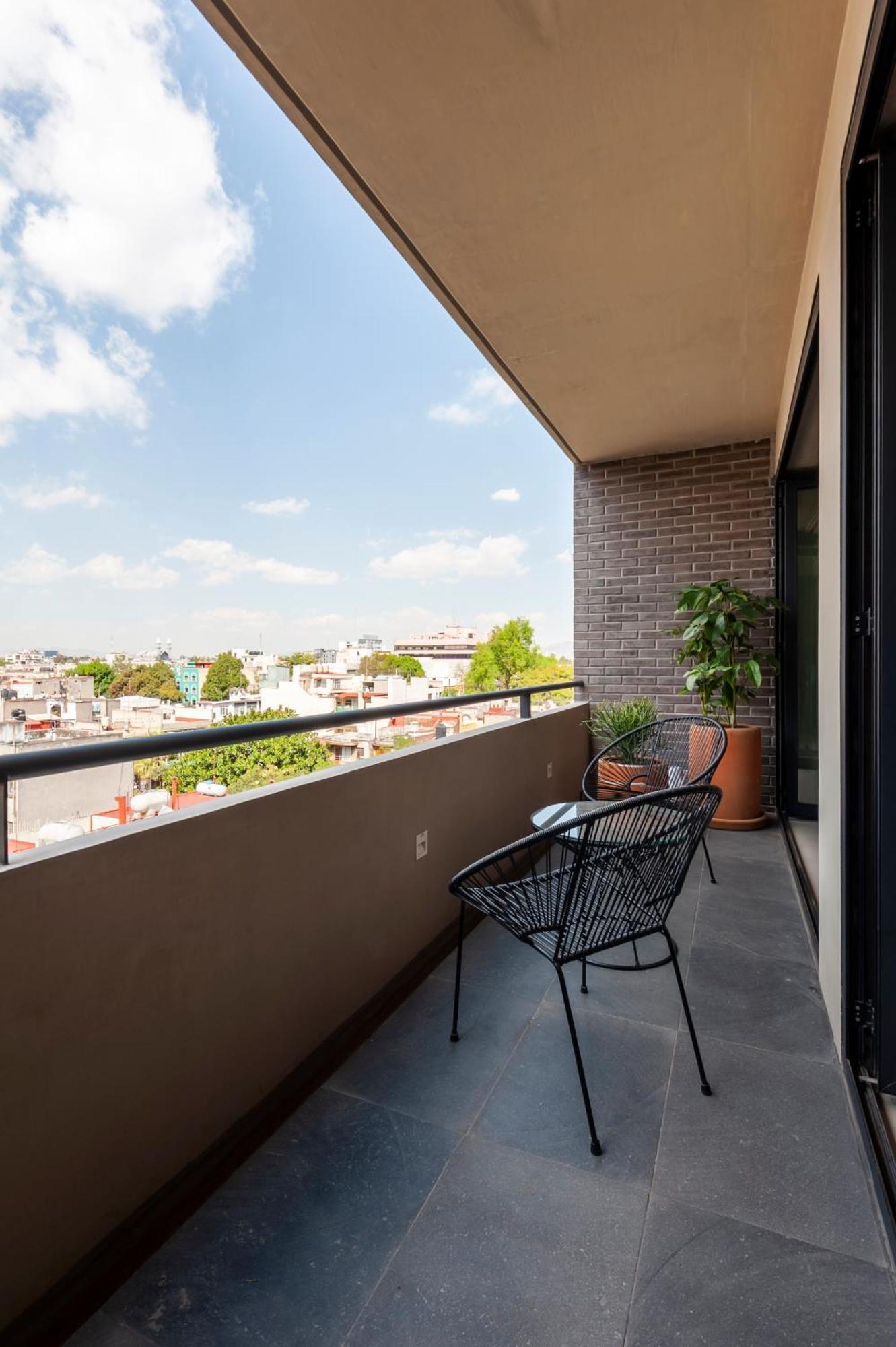 Alcazar Apartahotel