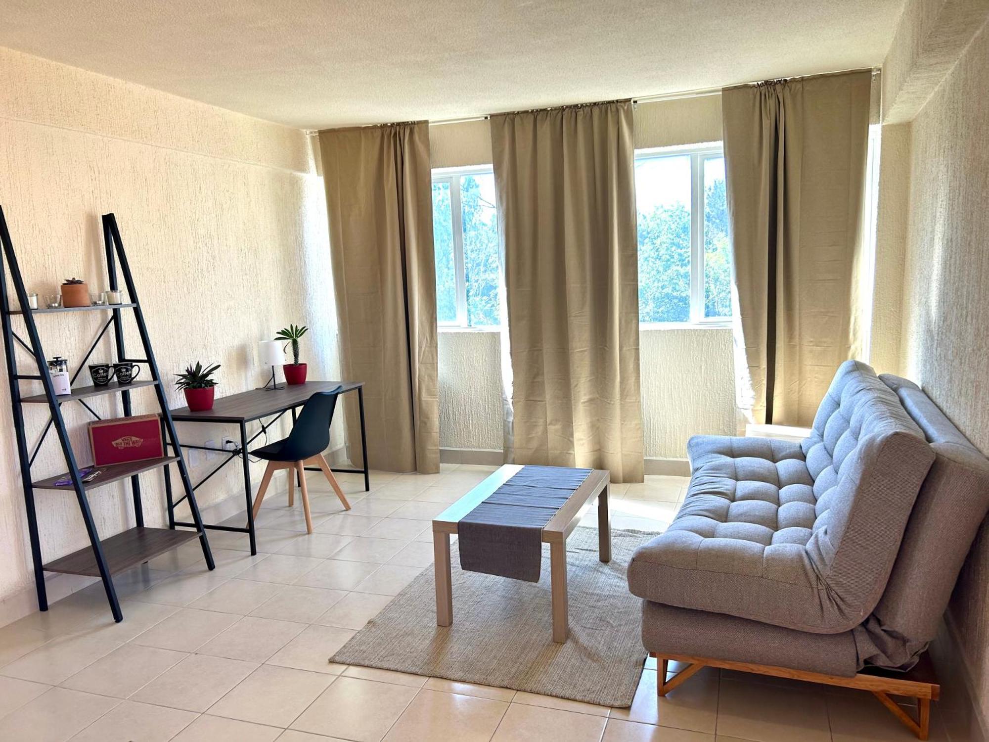 Foro Sol Apartment *