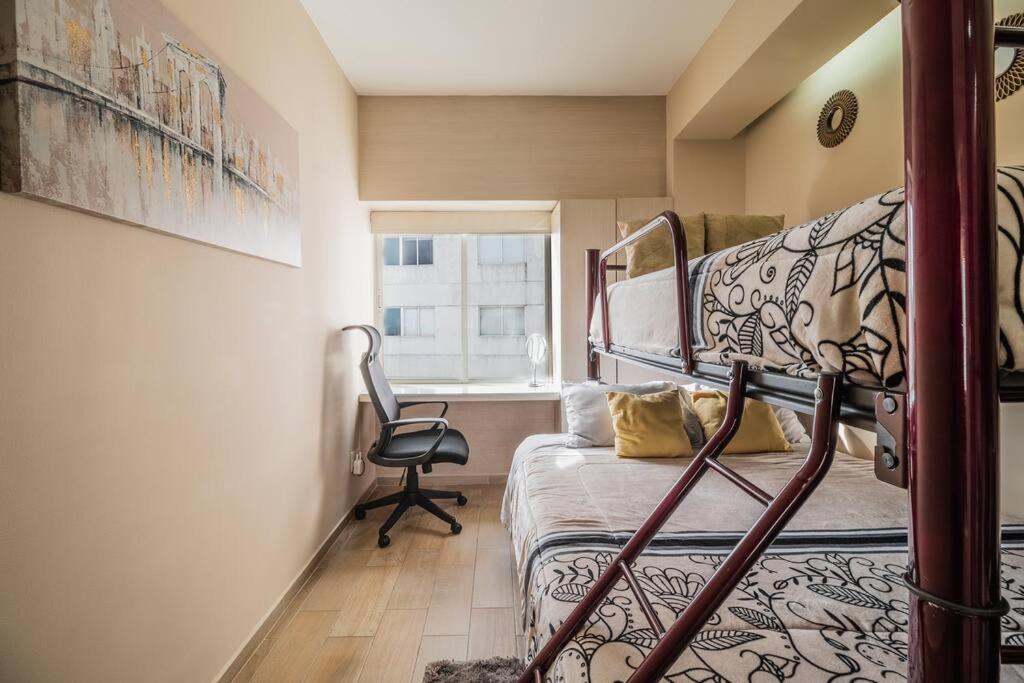 Cozy 2br 2-floor Wi-fi 500mbps Air-conditioning Pool Gym Condesa