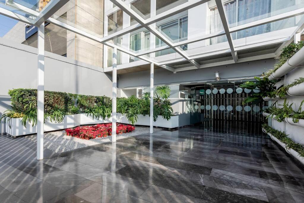 Cozy 2br 2-floor Wi-fi 500mbps Air-conditioning Pool Gym Condesa *