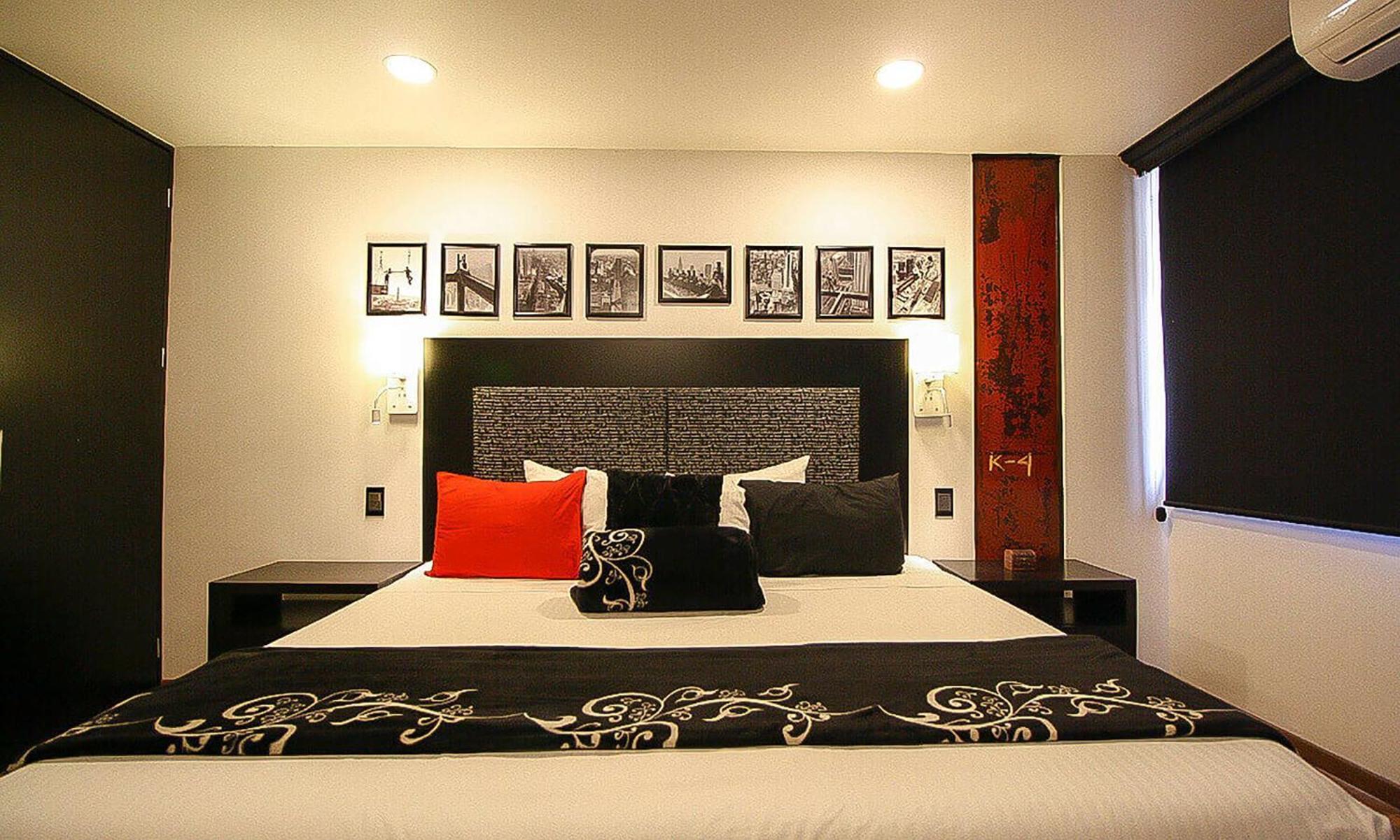 Black Boutique Hotel