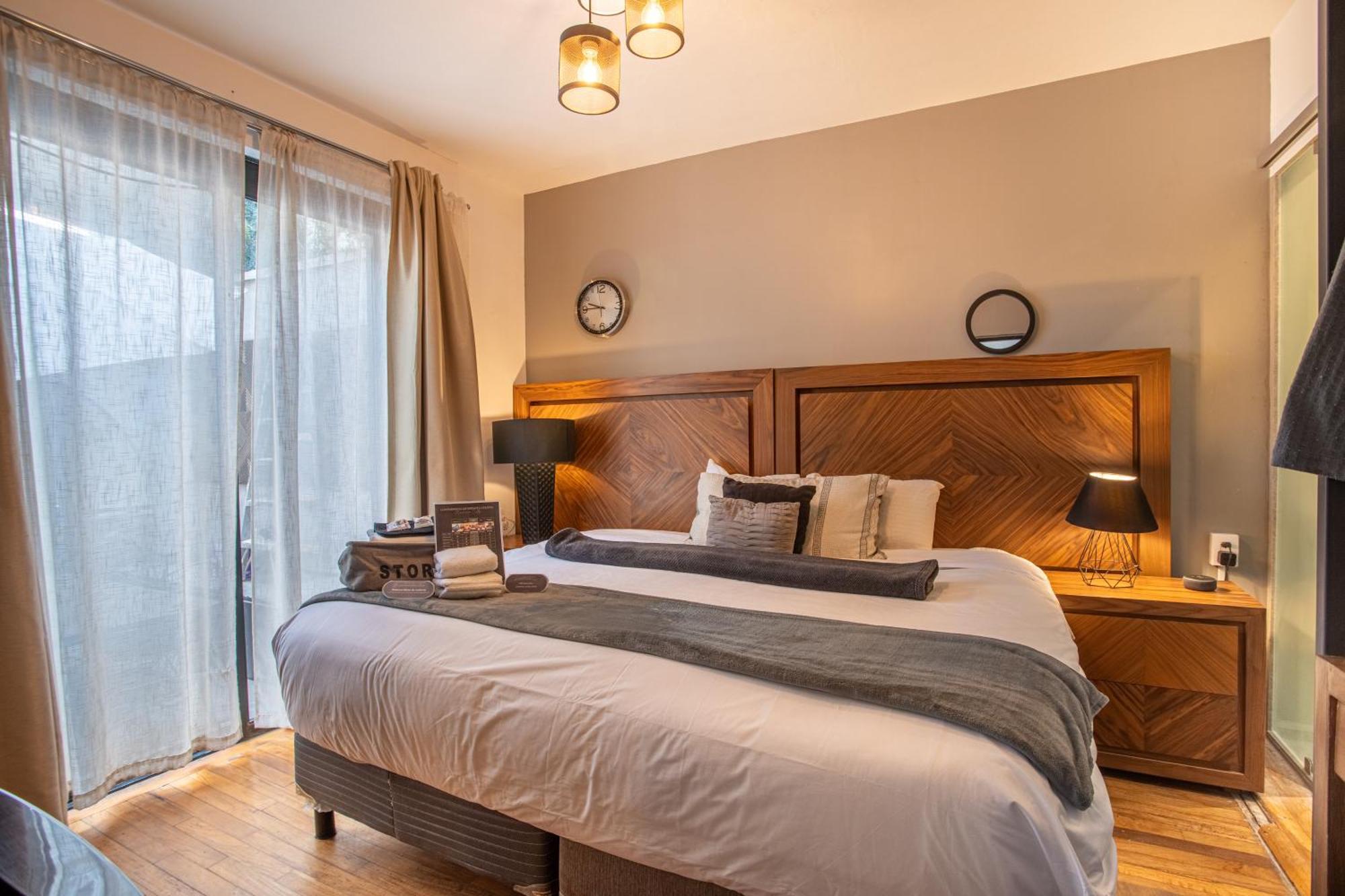 Nomadier Experience Condesa Homestay