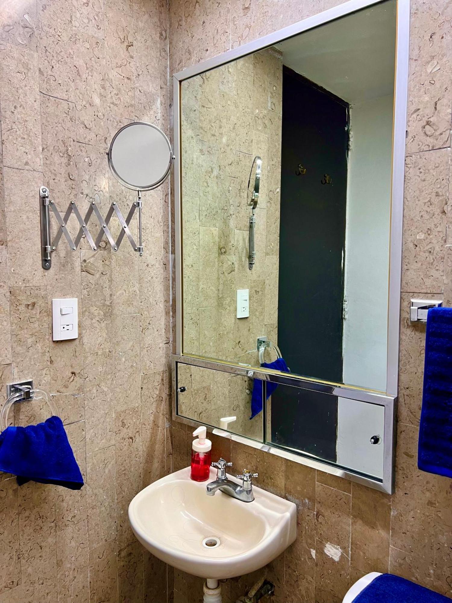 Casa Camara Homestay Mexico City