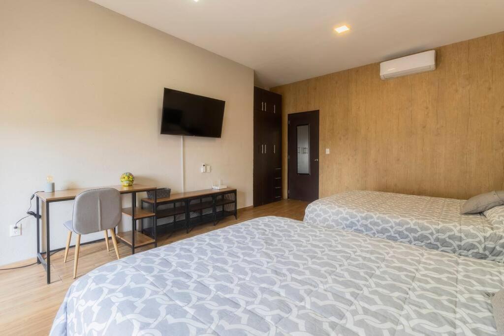 Apartment 305 Dwntn With Ac And Balconies Fits 6 Rooftop