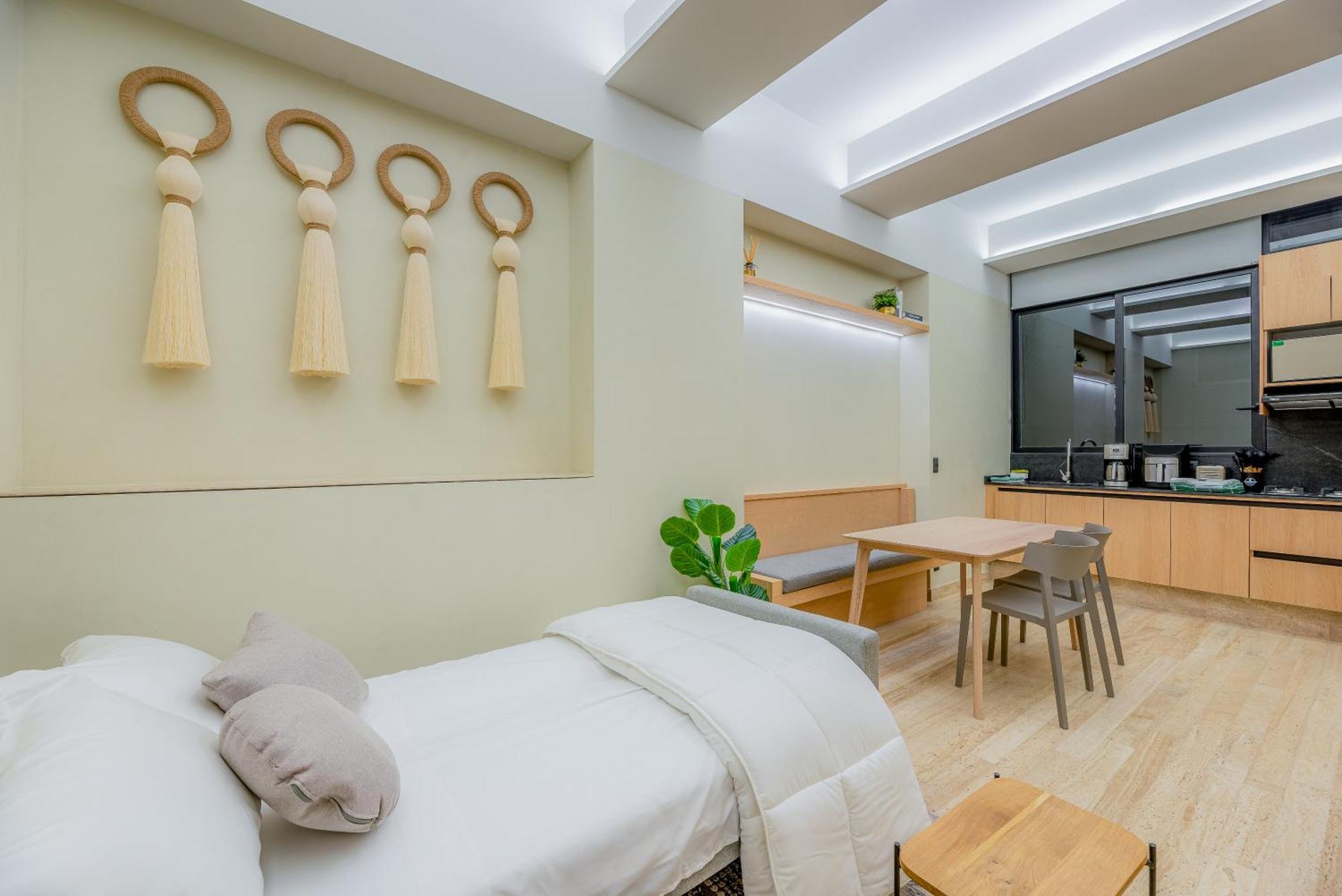Capitalia - Luxury - Homero Apartment *