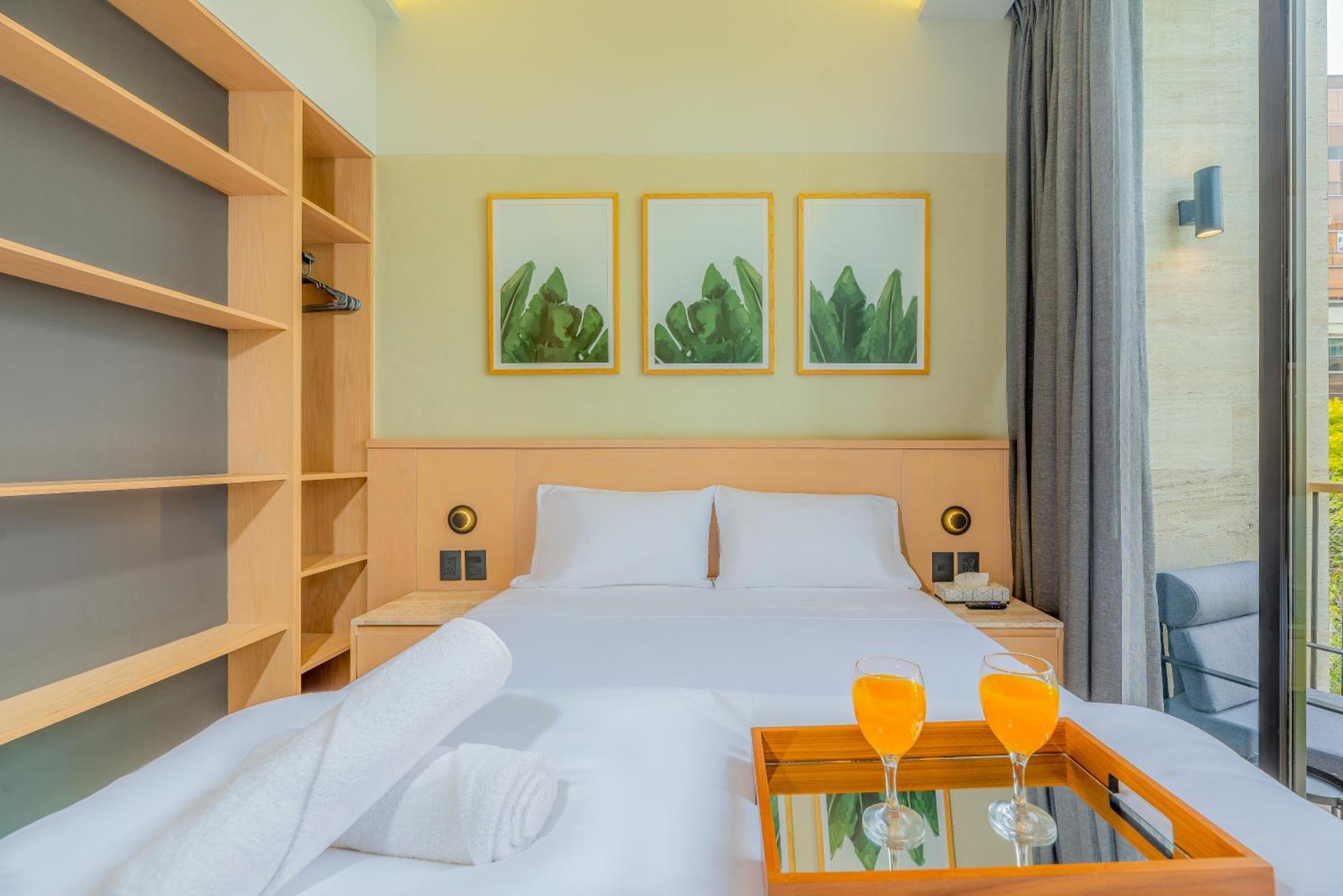 Capitalia - Luxury - Homero * Mexico City