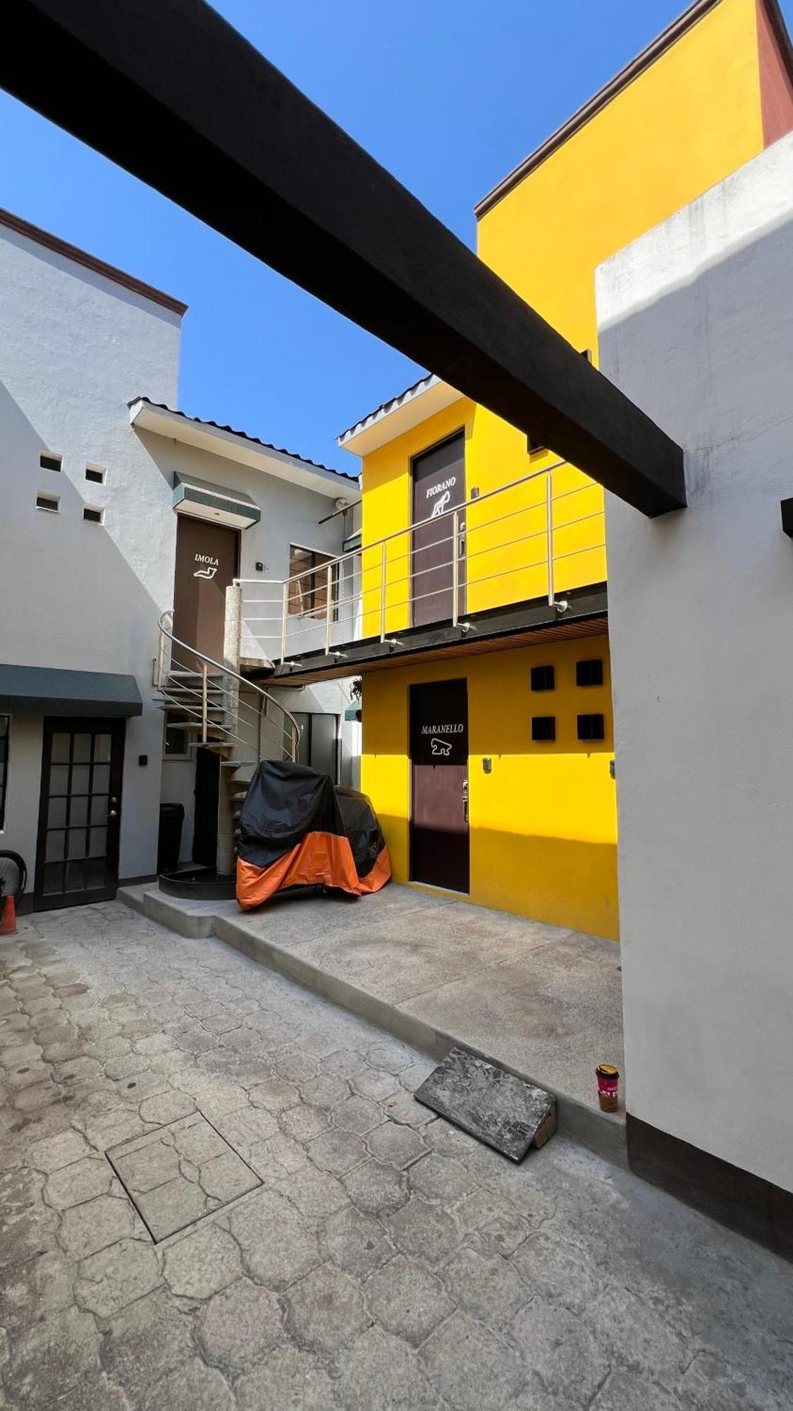 Imola - Exclusive In Guadalupe - Hivenb Apartment *