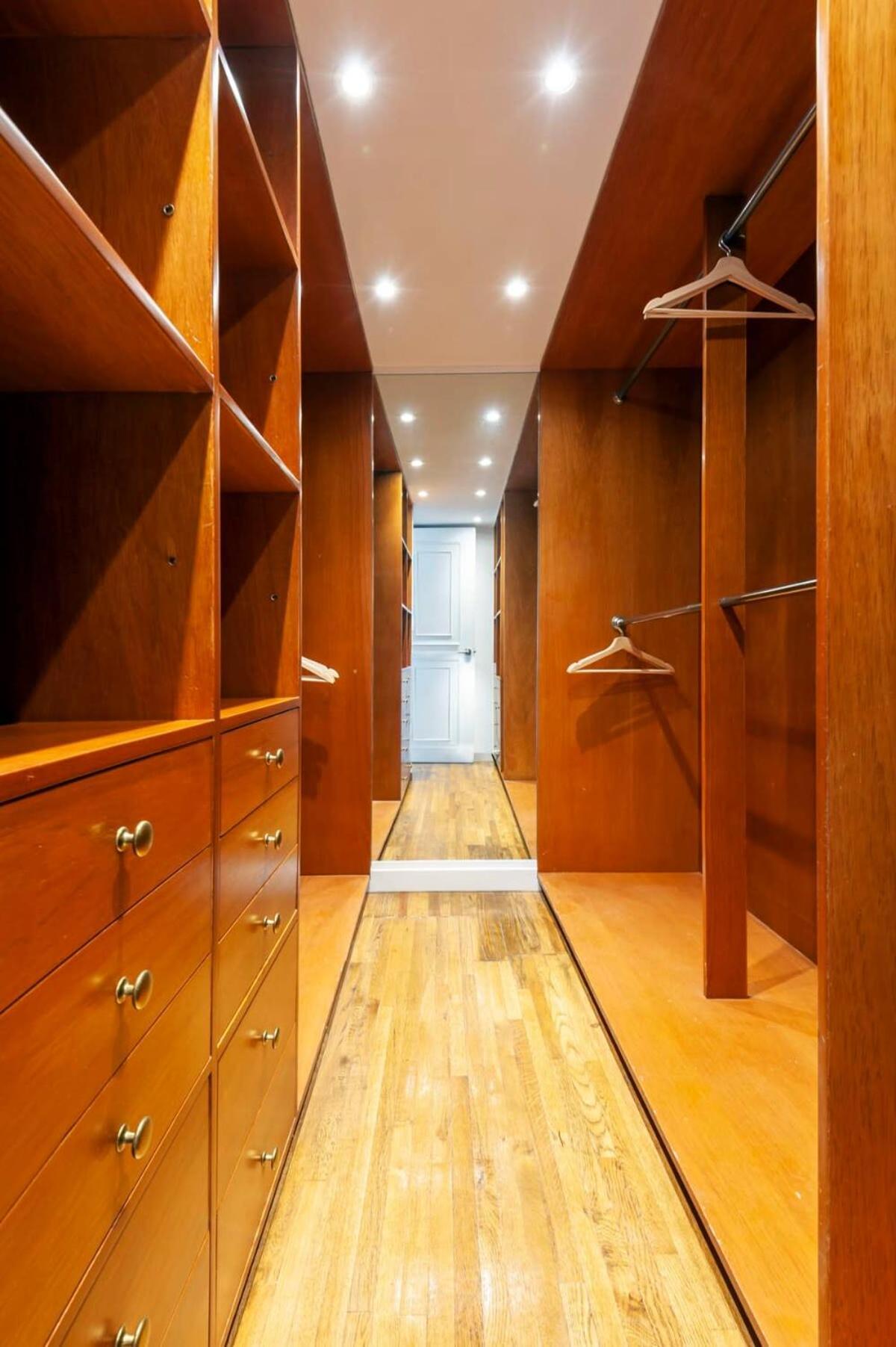 Magnificent Triplex In Art Deco Building Mexico City