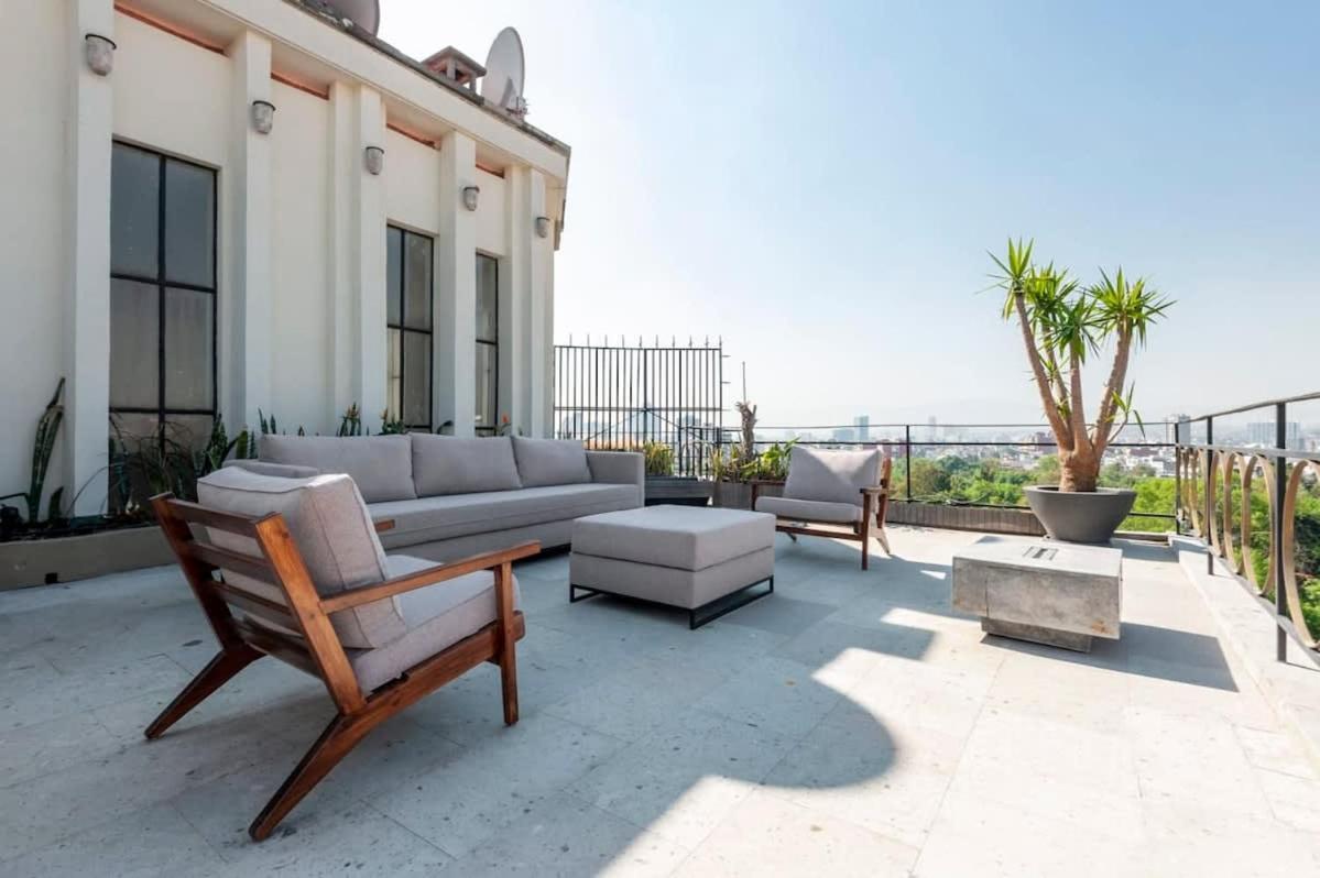 Magnificent Triplex In Art Deco Building Apartment *
