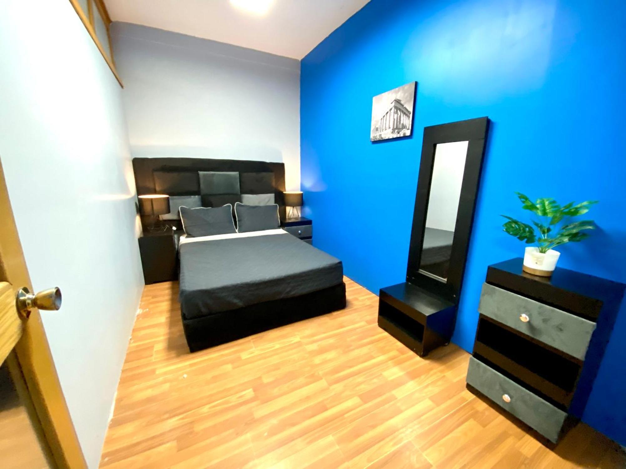 Guest house Roomies - World Trade Center Mexico City