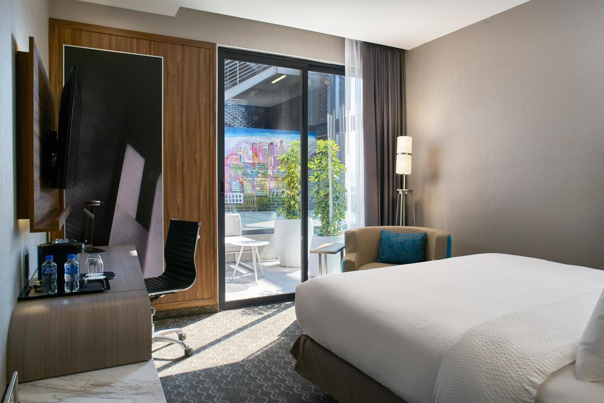 Courtyard By Marriott Toreo 4*
