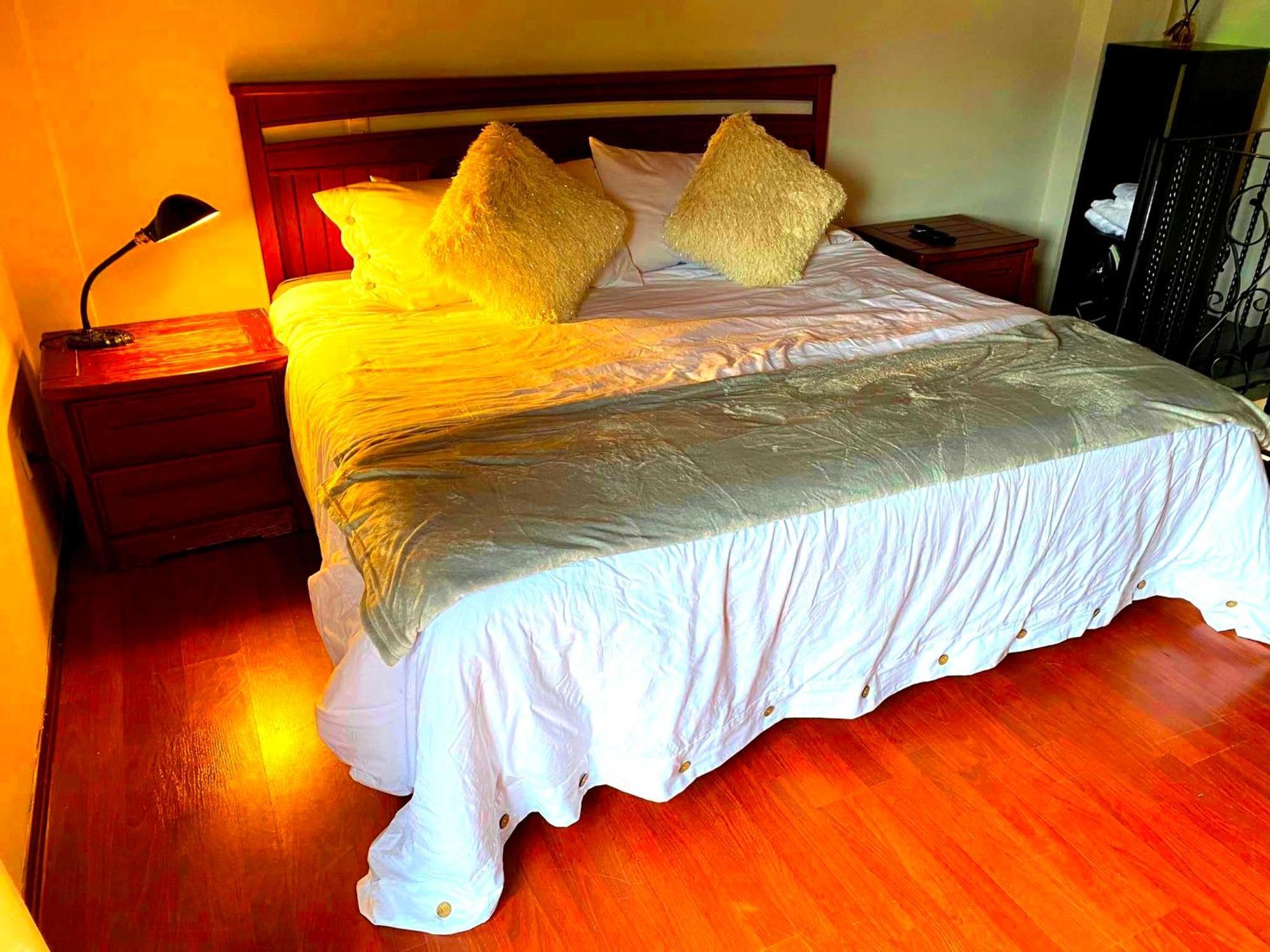 Tipo Cabana, Rodeado De Bosque Camping