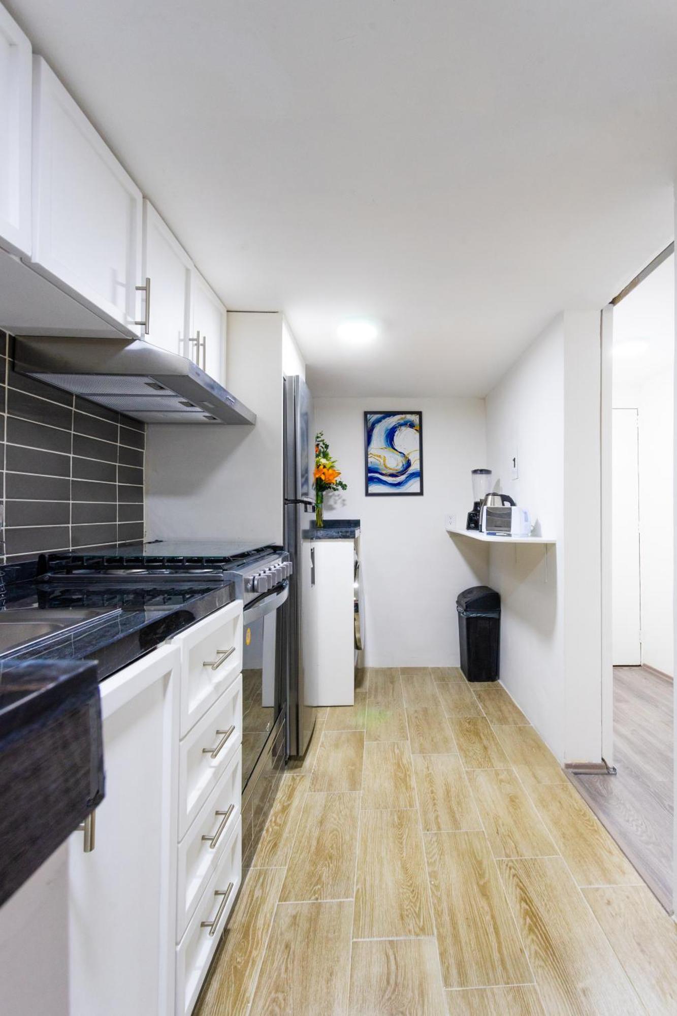 Guest house Private #2 In A 4 Bedroom In Roma Norte,