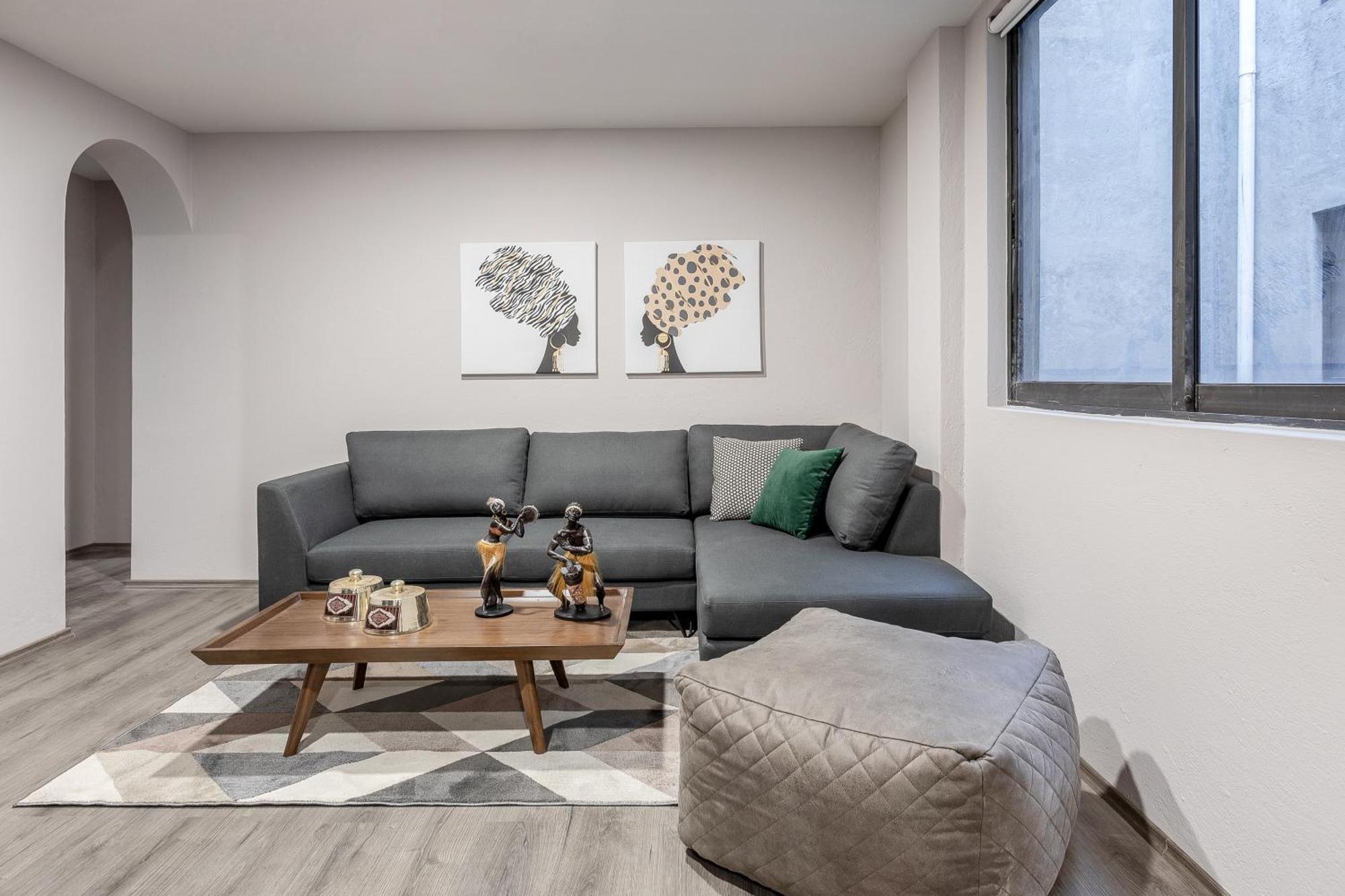 Modern Comfort In Roma Norte - Laundry -sleeps 7 Apartment Mexico City