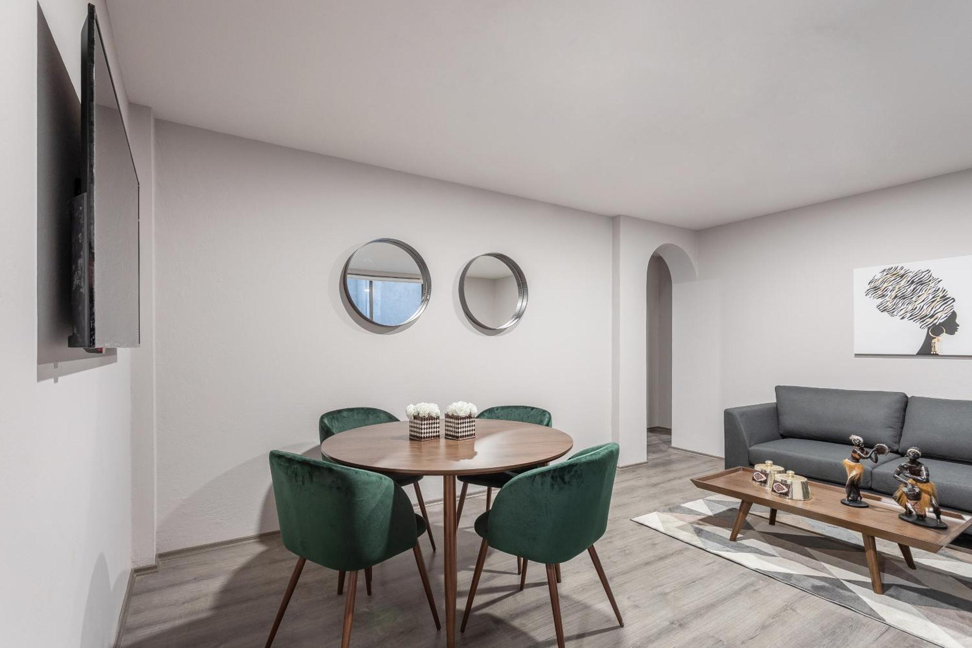 Modern Comfort In Roma Norte - Laundry -sleeps 7 *