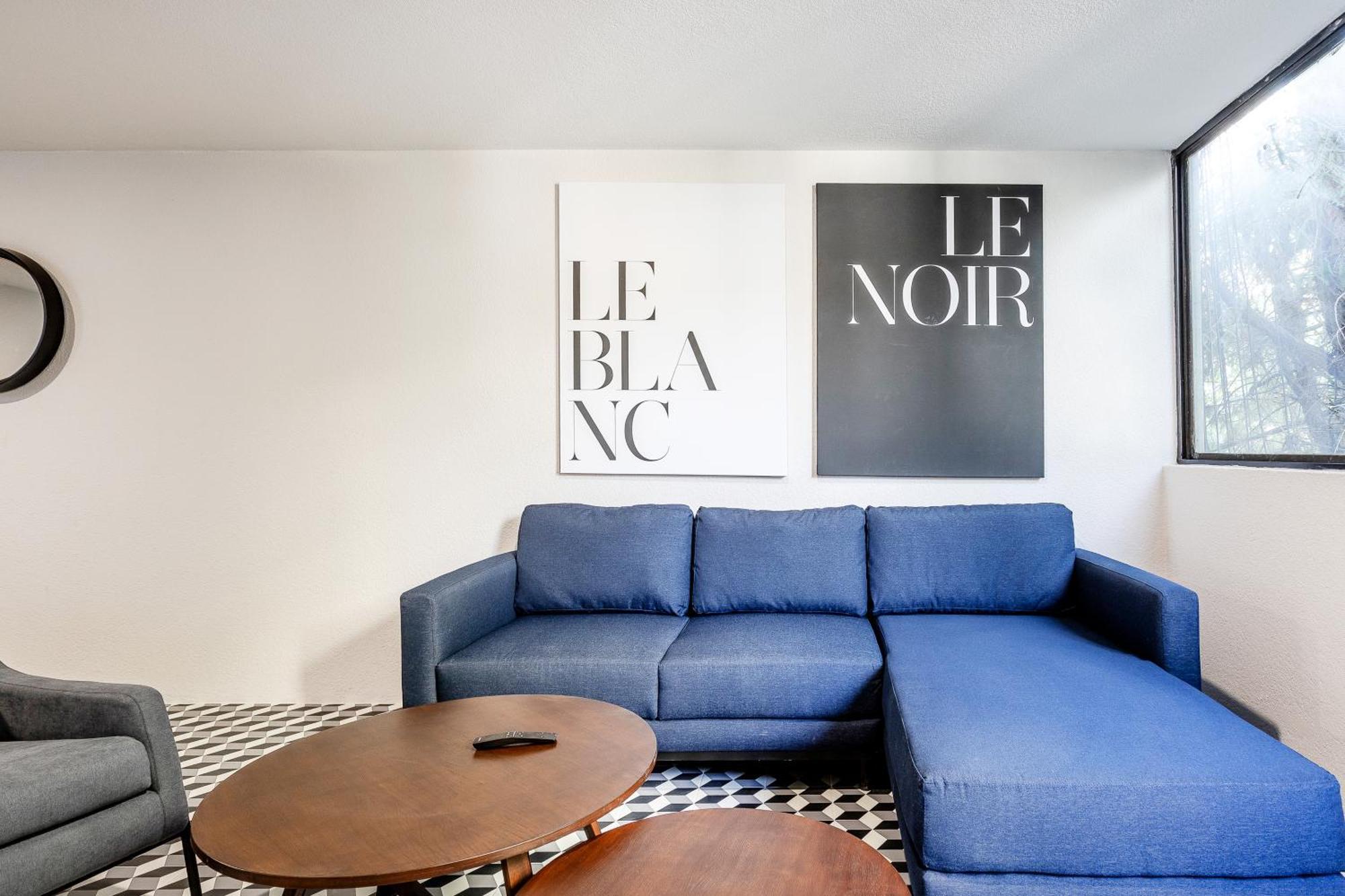 2br Roma Norte - Parking Sleeps 6 - Internet Mexico City