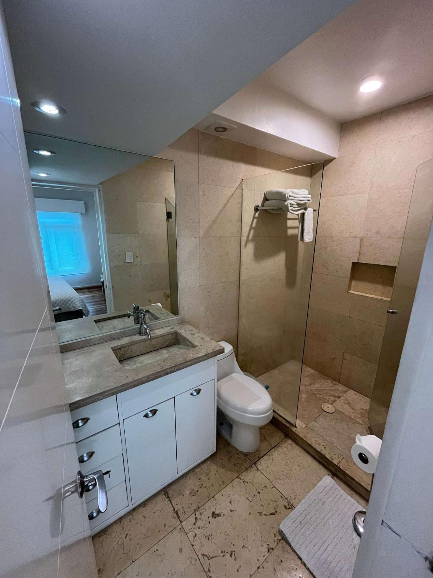 Arquimedes Blanc - Amazing 1br In Polanco * Mexico City