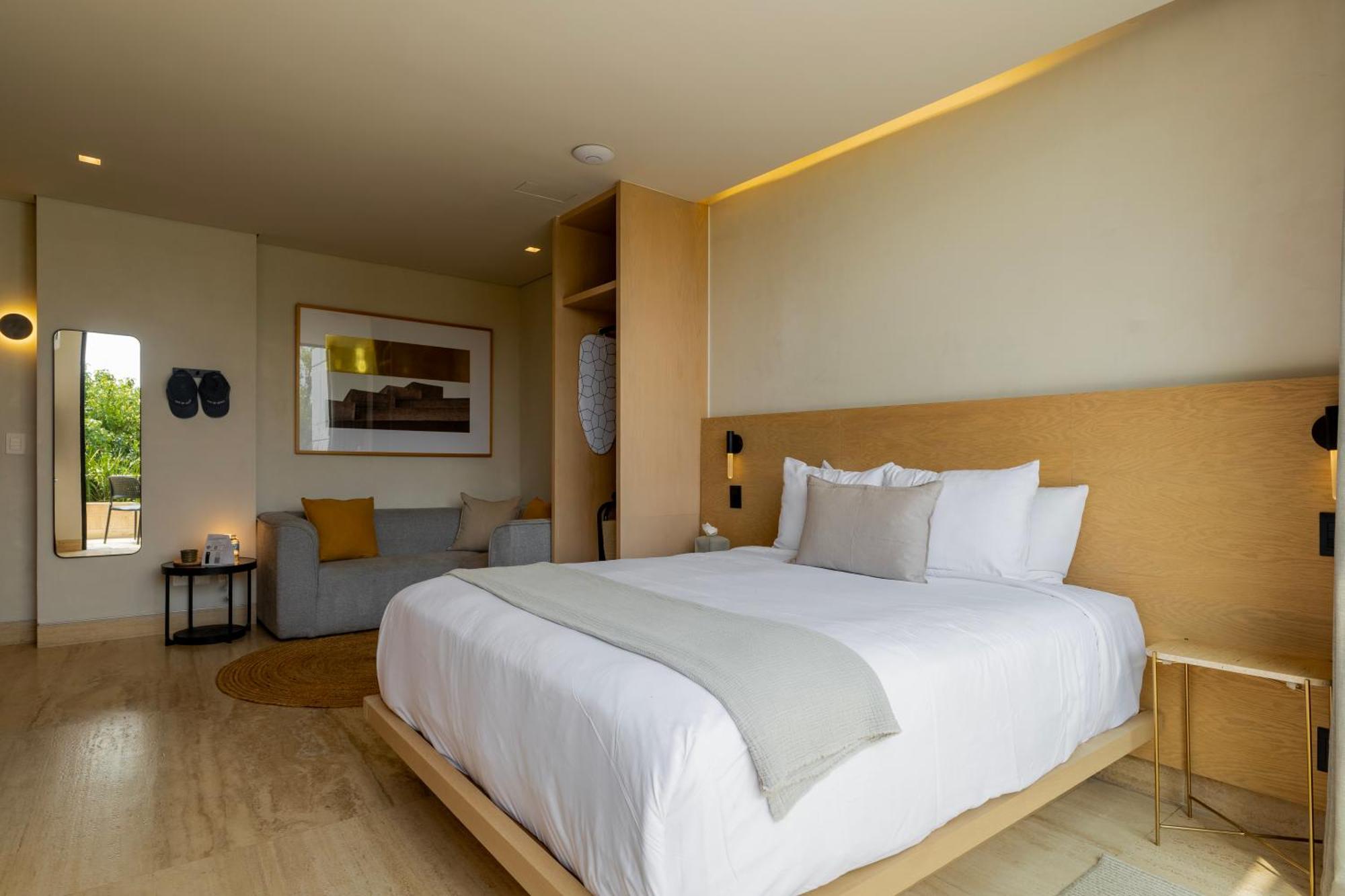 Luxury Calderon Apartment