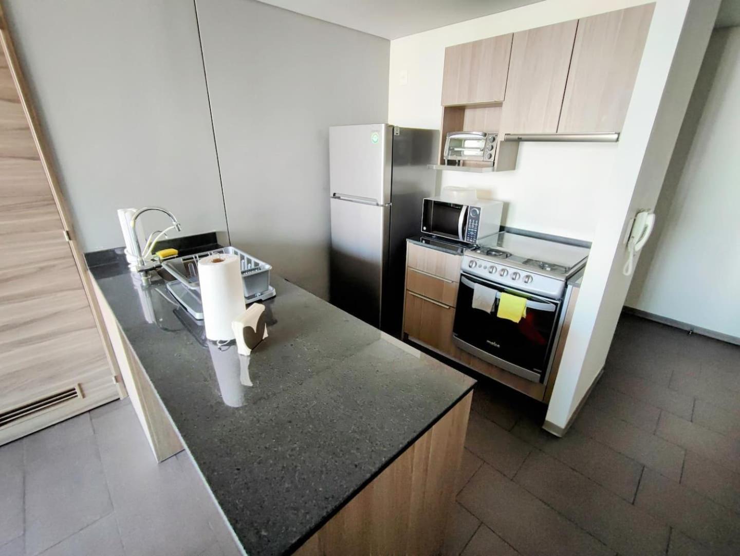 Apartment Luxurious High-rise Hs Wifi, Amazing Views