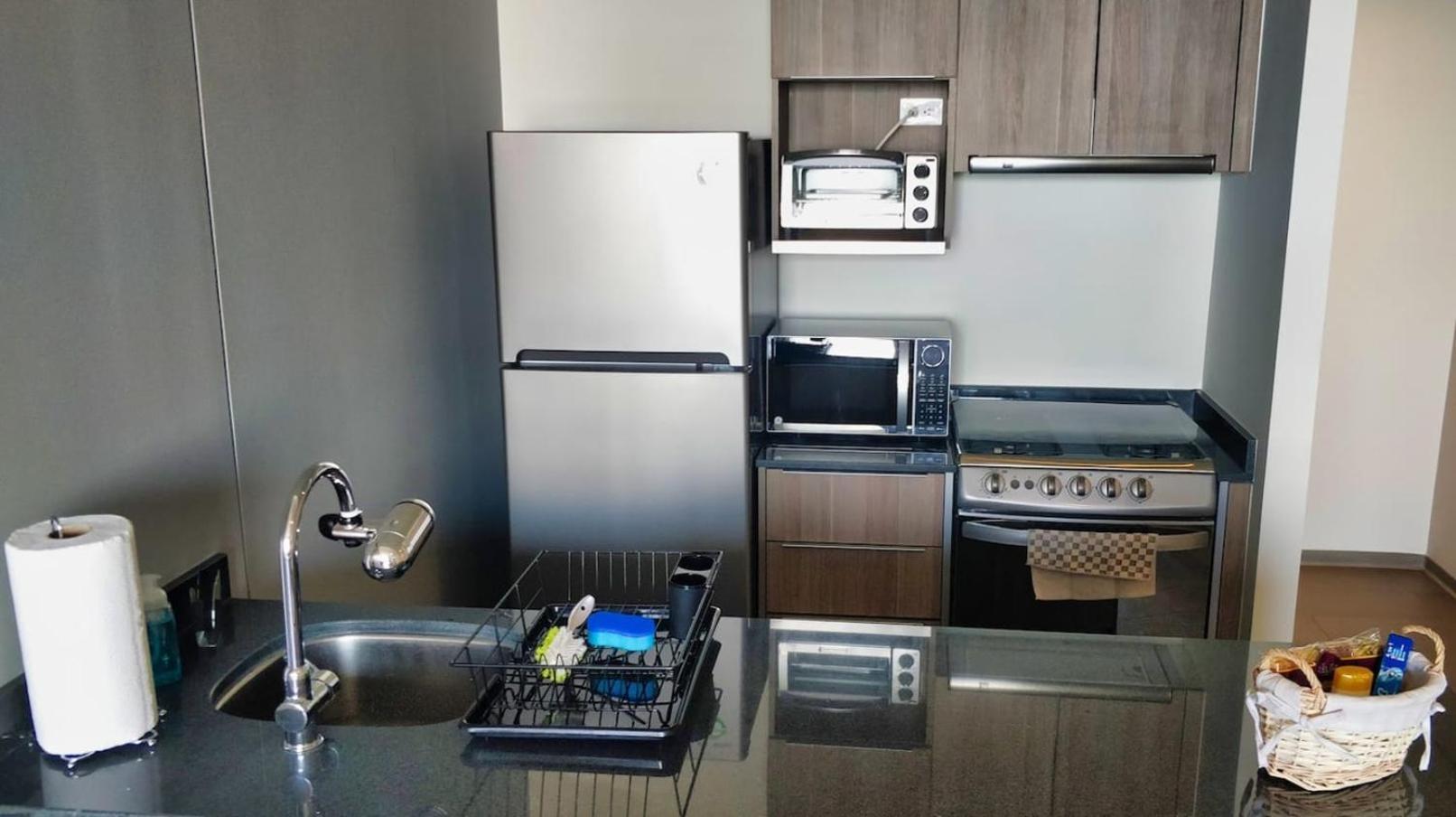 Luxurious High-rise Hs Wifi, Amazing Views Apartment