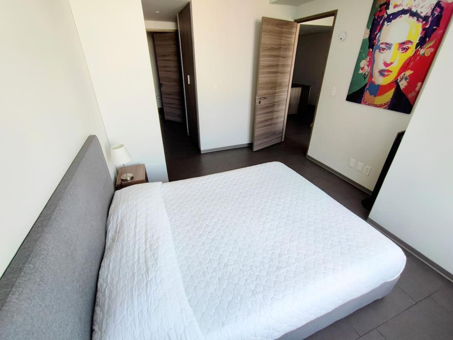 Apartment Luxurious High-rise Hs Wifi, Amazing Views *